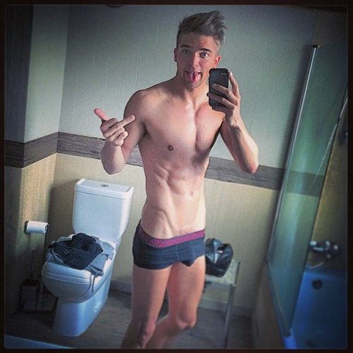 hotfamous-men:  River Viiperi