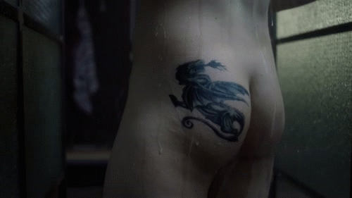 mensbuttsandass:  Taron Egerton