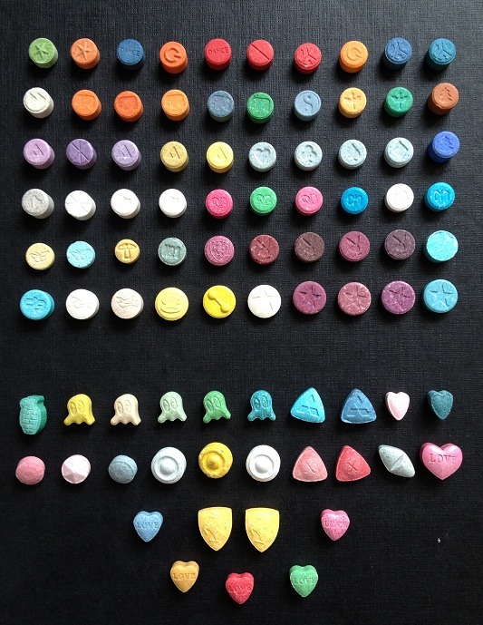 deenmcdeen:  : talk about a badass european ecstasy press collection! posted @ 7:28PM,