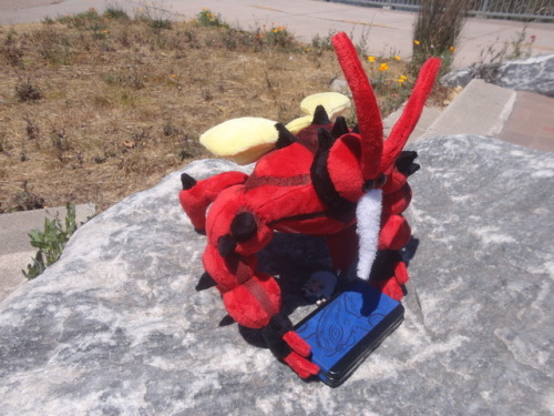 sqishyrina: Just finished making a Buzzwole plush! He took quite a while, and has a LOT of fine deta