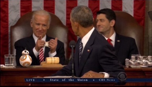 patrickwsawyer:3fluffies:Why does Biden have BB-8 on his podium?Why wouldn’t he?Fair question, from 