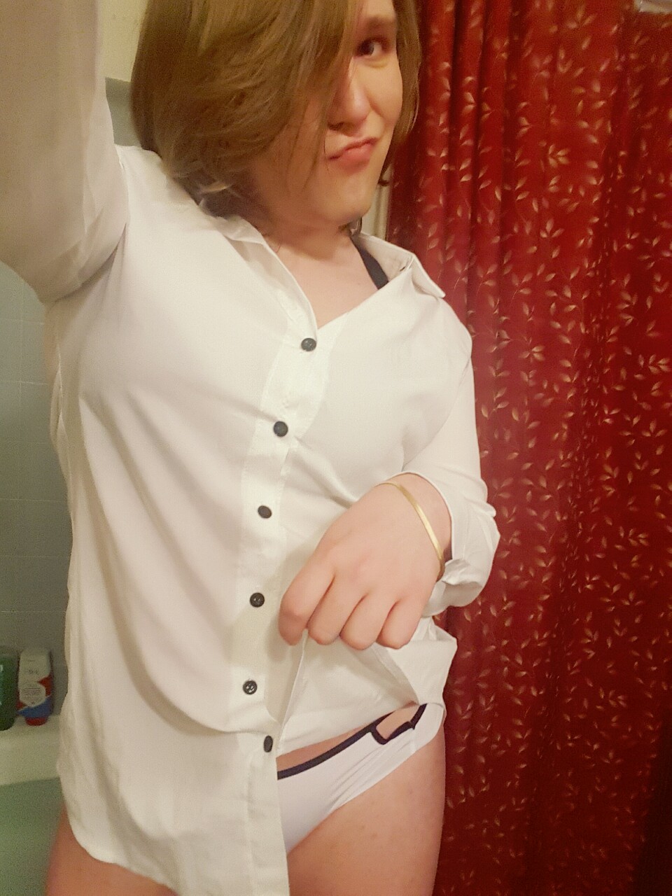 ta6769:  And I was feeling a bit frisky… XD It is much more fun to dress primly