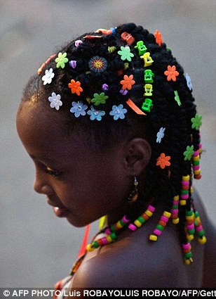 summeroftheblackgirl:  Afro Columbian hairstyles from various iterations of the Afro Columbian Hairstyle Competition.  Here is an article telling us more about the styles and their history. Afro-Colombian women braid messages of freedom in hairstyles