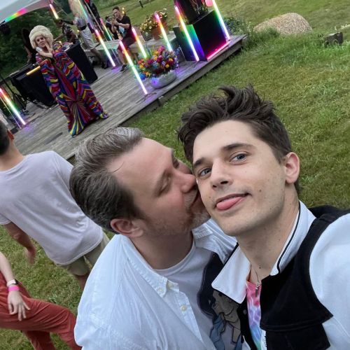 andymientus: I’m proud of you #pride