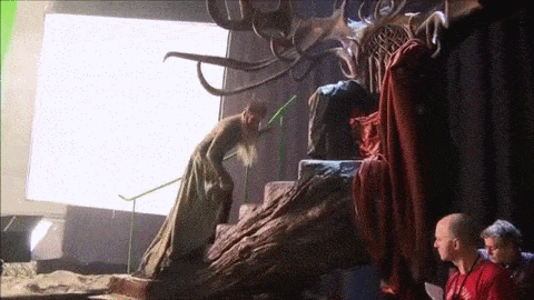 wrypz:  Thranduil your Pace is showing! How was this movie even made? xD Source