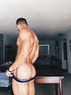 lvrjr: Front n’ Back 