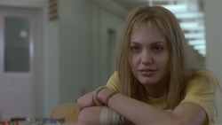 thotfox:  Angelina Jolie in Girl Interrupted,