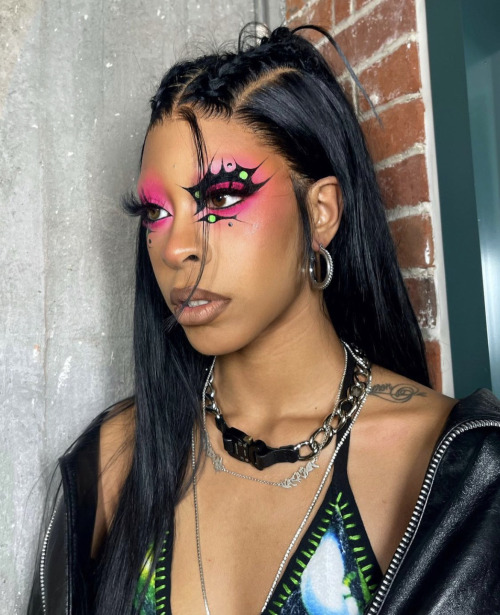 ☮️ - NASTY makeup @