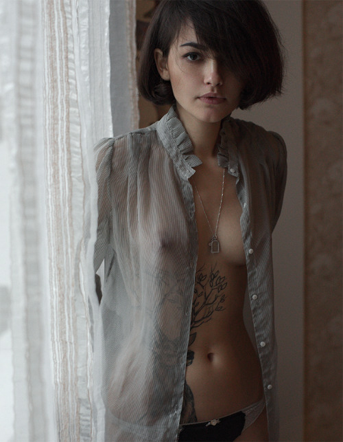 veryhot:  Olga via pigshitpoet.livejournal.com