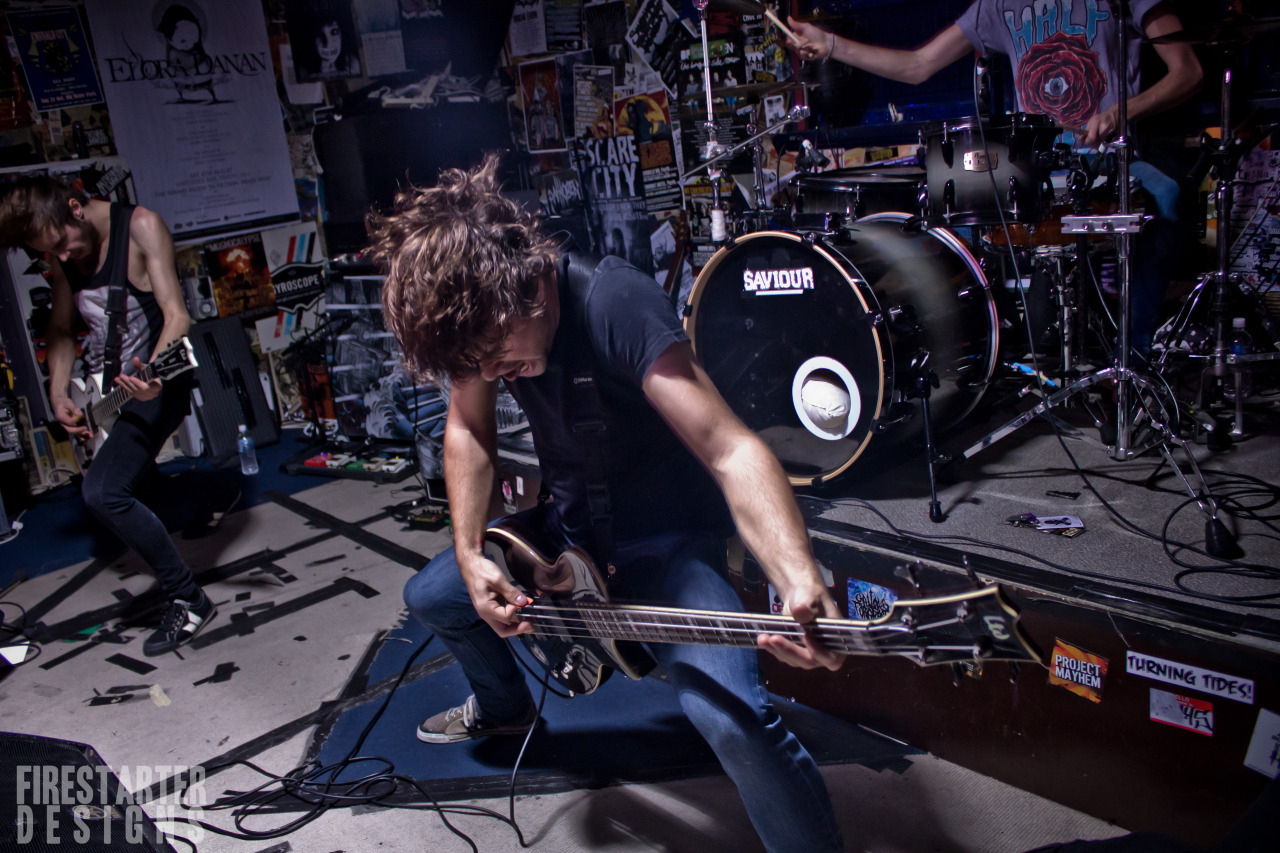 piercemychemicalgreendaytomars:  In Hearts Wake II by georgiasassenfeld 