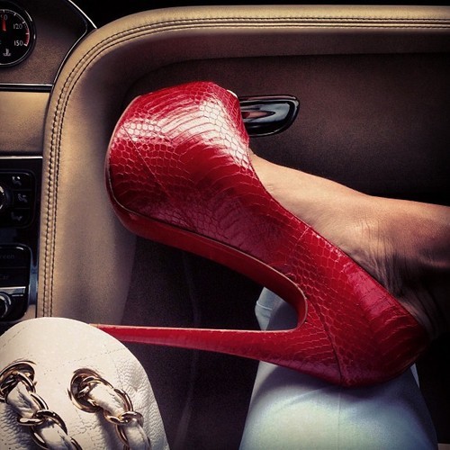 mannequinfetish:  Be honest. How would you feel wearing these for me? *NB   Ohh