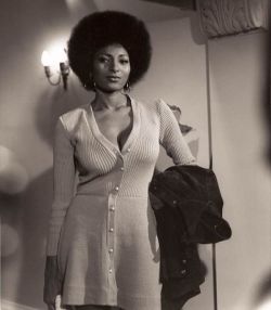  The always sexy Pam Grier!!! 