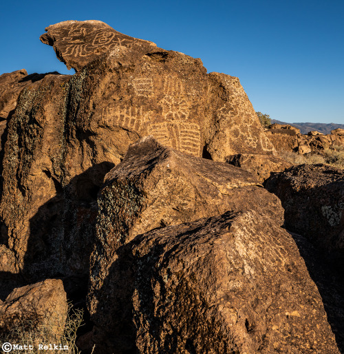 YJ Petroglyphs 4, Mono County, CA