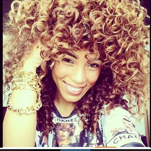 Curls curls curls All this gorgeous hair! Hairspiration to the fullest! @naturallycurly #rp #frobabe