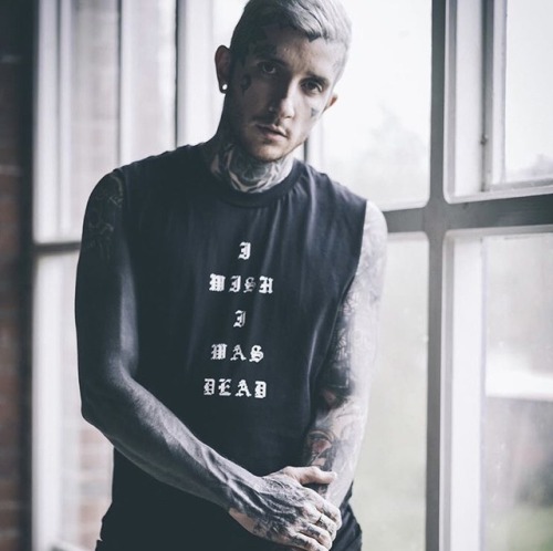 ink-stagram: x