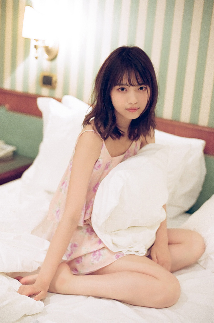 superbloveluminary:  Nanase Nishino 西野七瀬 Nogizaka46 [Weekly Playboy 2016