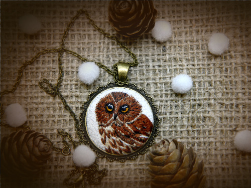 The elegant necklace &ldquo;The owl bird&rdquo; with painting micro embroidery made with brown, blac