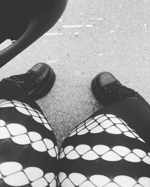 My legs look cool today #legs #legslegslegs #thickthighssavelives #bigthighs #demonias #demoniashoes