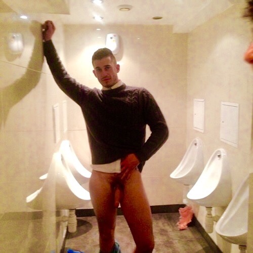 gay4straightx:  http://gay4straightx.tumblr.com