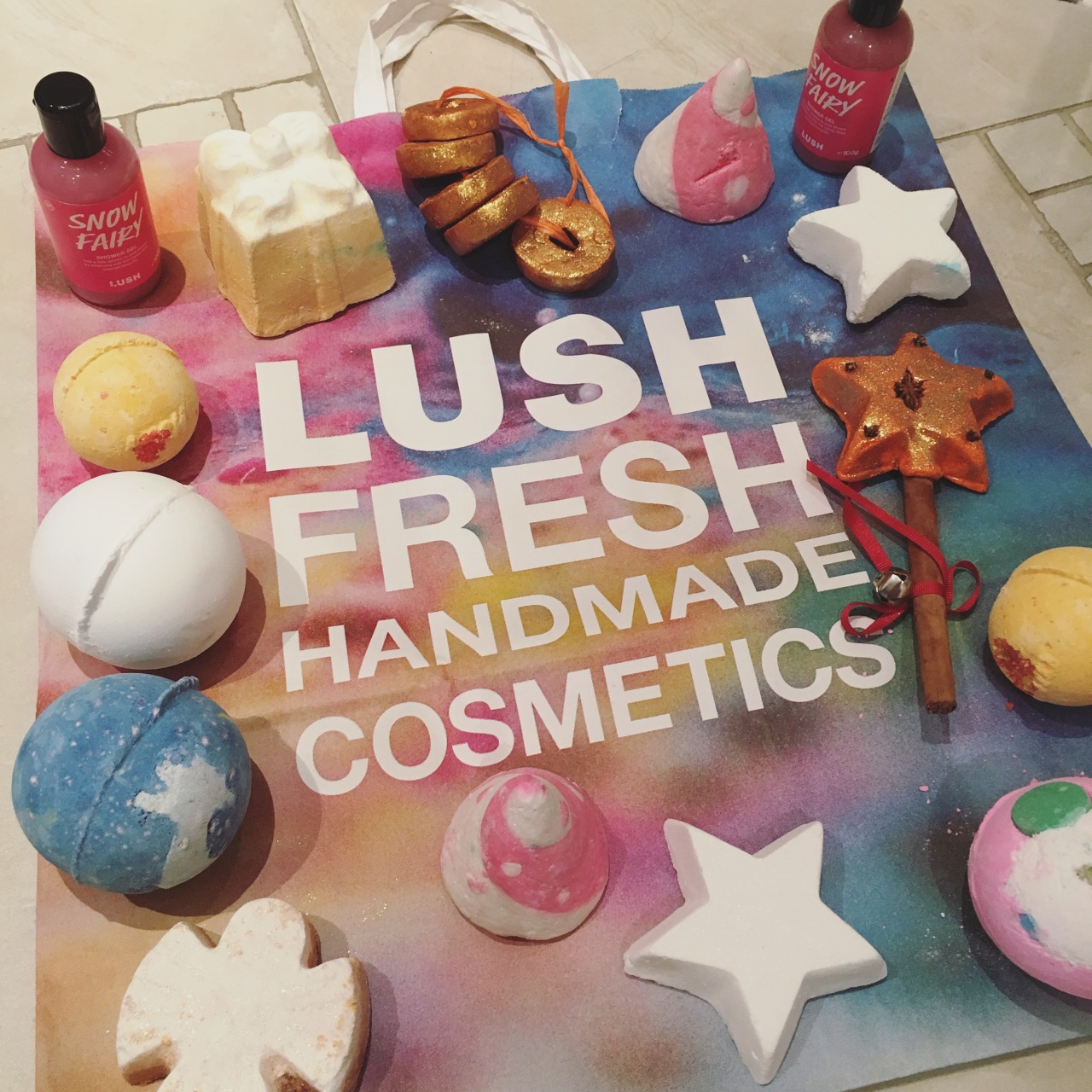 tragiclittlethings:  My little lush haul from the Christmas sales, imma sparkle like