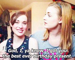 keepcalm-and-kissgirls:  they’re cute 