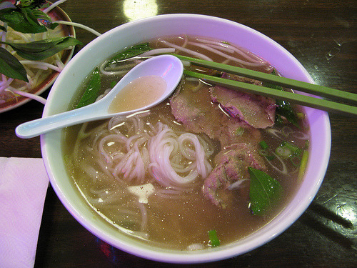 cravingsforfood:  Beef pho.