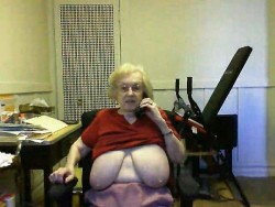 Who says only young girls can do webcam??