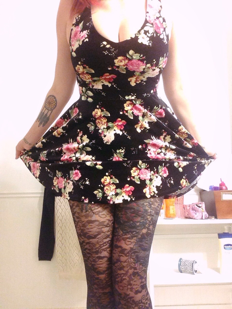 hopeless37:I like my new dress way too much.  I like it alot