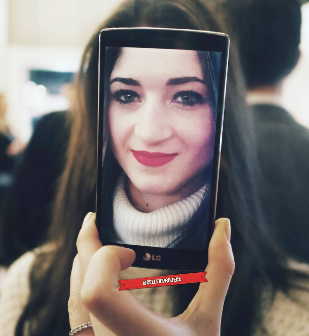 Coucou petite Mélodie ! On t'attend sur Instagram hein =) #latergram #Cellfieproject #Cellfie #thecellfieproject #selfie #makeportraits #peoplescreatives #travelbrilliantly #marriott (à Rotterdam, Netherlands)