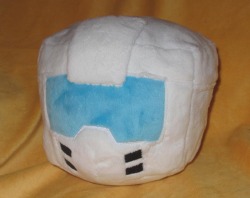 shinnchan:  momoless:  WIP of my Tailgate plushie &lt;3 His head alone is made out of 23 pieces (usually I sew complete plushies with 25-30 pieces)  GENIOUS