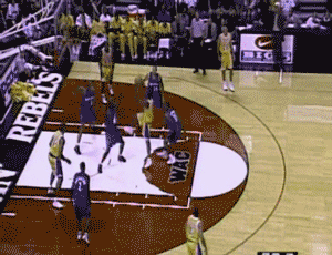 immaculateswag:  bedroomthief954:  Young Kobe  young Kobe preseason dunk over Ben