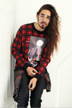 rotoho:  Pretty in Plaid  Willy Cartier 