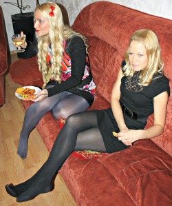 Merely Pantyhose Upskirts!