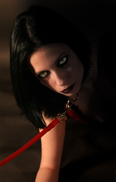 degenerate-lowlife:  model ~ Cassandra Luna