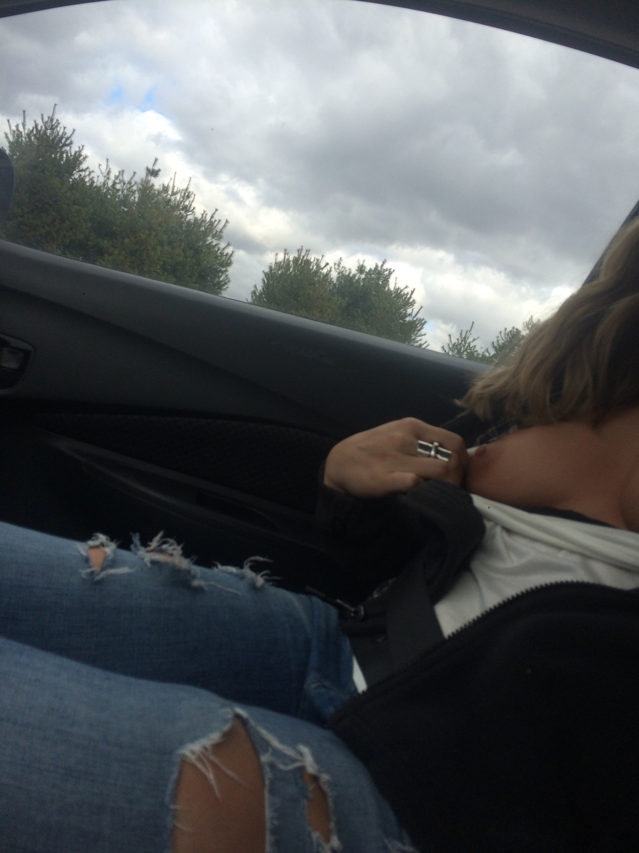 cj-and-my-shenanigans:  If only I could have snagged a better picture. She was so