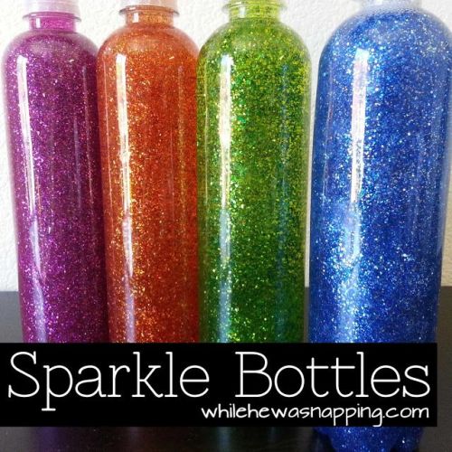 truebluemeandyou:DIY Glitter Jars or Calming Jars TutorialsTop Photo: DIY Sparkle Bottles using glue