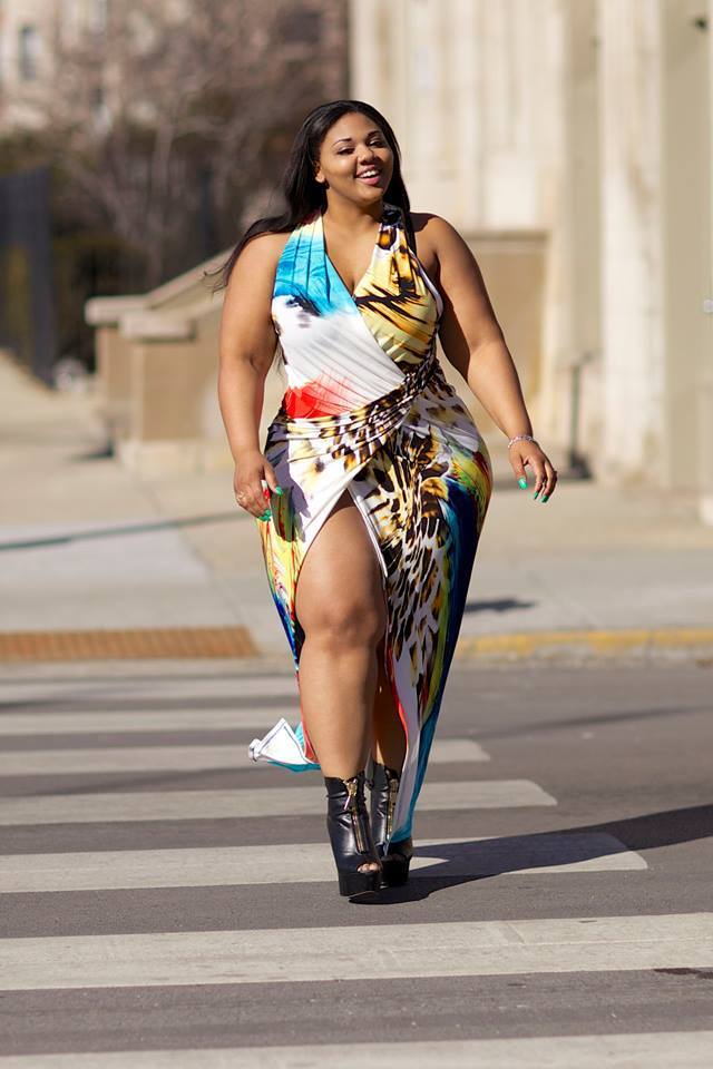 pluscious:  dsgaflboi:  👀👀👀👀👀  Model Kamora O. 