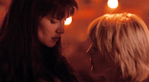 [6.03: HEART OF DARKNESS] — Xena and Gabrielle, just gals being pals