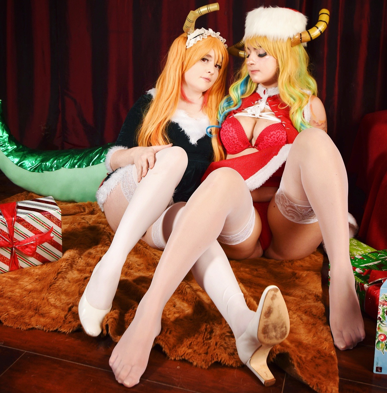 amyfantasy: amyfantasy:  Preview of my nsfw mini lewdsmas set featuring @nsfwfoxydenofficial
