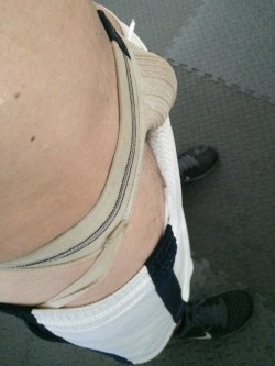 fl-usa-dude:  Absolutely soaked jockstrap from boxing 