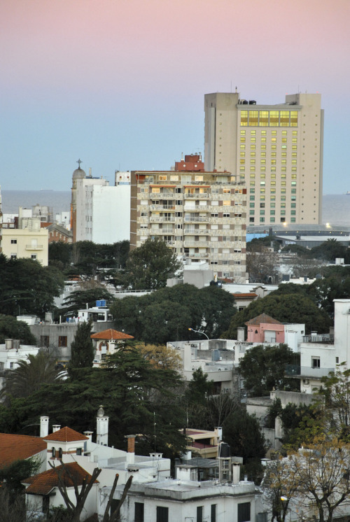 westeastsouthnorth: Montevideo, Uruguay