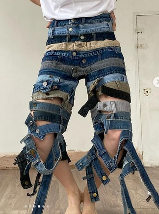 cloacatak:creampuff97:headspace-hotel:veresfika:pidzson:yimra:the-shania-twainsaw-massacre:yimra:tapireye-deactivated20220708:Jeans by Alexandra Armata.Created as a part of their ‘30 Jeans in 30 Days’ Project.@fashionthatfucks I hate this The designer