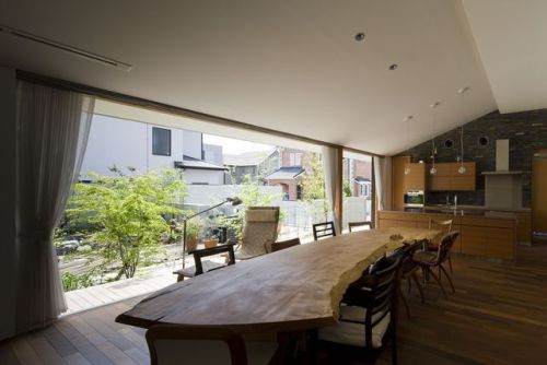 By Masahiko Sawamura Architects and Associates