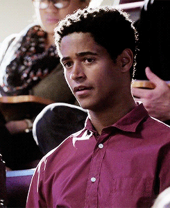 blackmen:  Alfred Enoch - 01x05