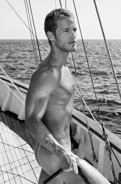 jockbeach:  http://jockbeach.tumblr.com