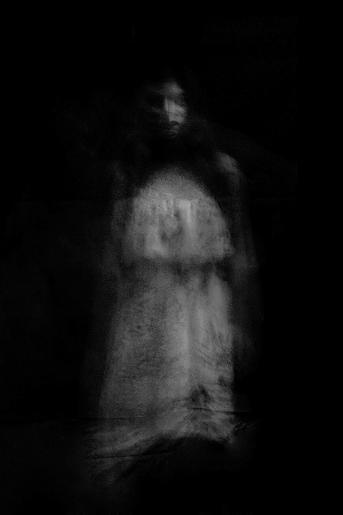 whitechapelwitch:  >>x<< 