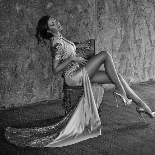 girlslovegoodinnuendo:  Chairs…