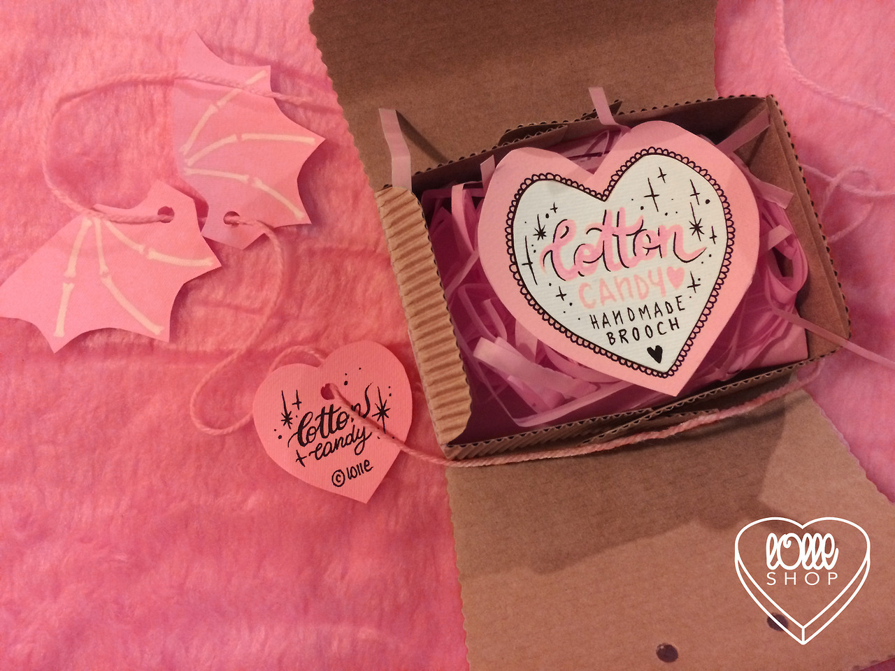 loll3: yay! super exclusive and limited edition Cotton ♡ Candy brooch is now available
