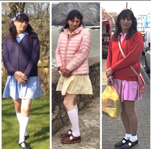 sissykenneth:  Well sissy you want to be shown as a little sissy school girl you have you’re w