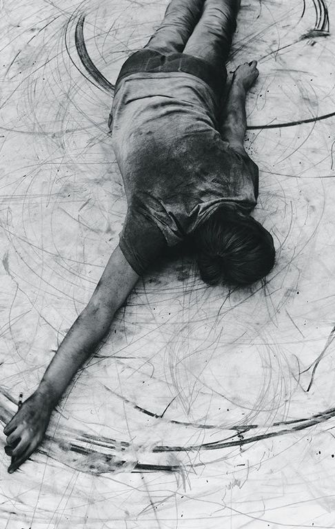 annejacques:
“ The Charcoal Movement | ‘The Physicality of Drawing’ exhibition at Arts Depot, London
”